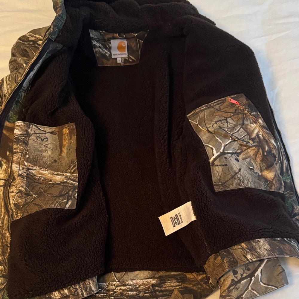 NWOT Carhartt Men's Camouflage Hooded Jacket - Picture 3 of 4